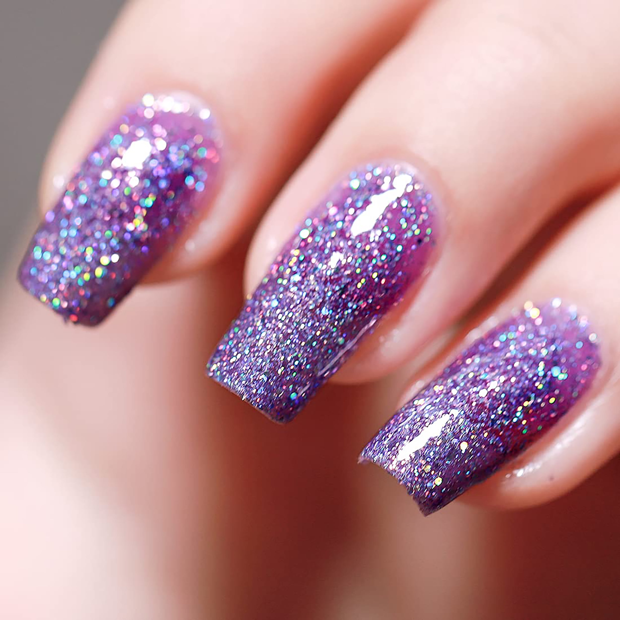 How to Apply Glitter Nail Polish | ella+mila